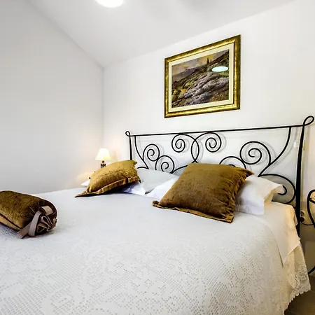 Villa Krcina Vinišće